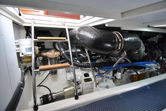 ALIZE V 28 Engine room