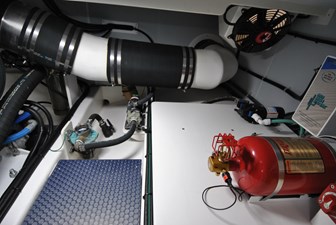 ALIZE V 30 Engine room