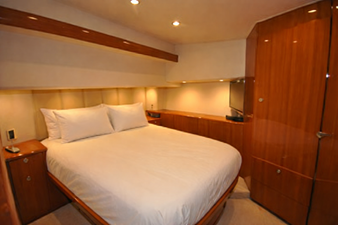 2019 Viking 44 Convertible 3 3