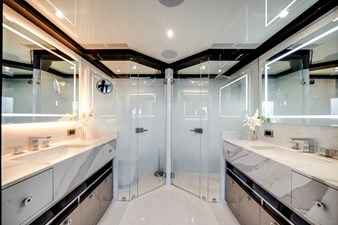 Dreams 38 Master En-Suite Head