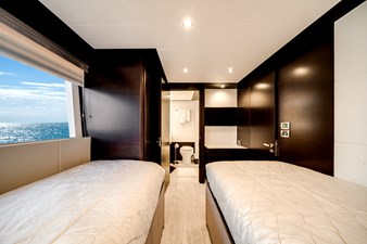 Dreams 70 Guest Stateroom