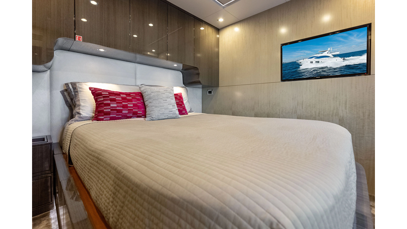 SATISFACTION - Yacht for sale