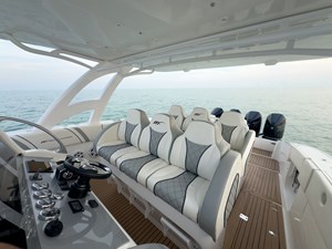 MIDNIGHT EXPRESS OPEN 43' 9 