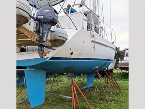 40' Beneteau 1999 Center Cockpit 3 