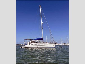 40' Beneteau 1999 Center Cockpit 37 