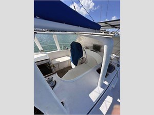 40' Beneteau 1999 Center Cockpit 68 