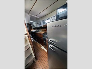 40' Beneteau 1999 Center Cockpit 76 