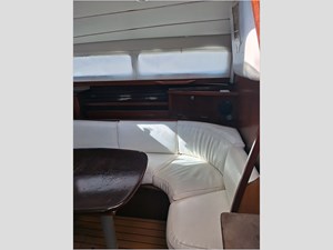 40' Beneteau 1999 Center Cockpit 87 