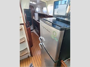 40' Beneteau 1999 Center Cockpit 98 