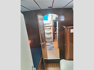 40' Beneteau 1999 Center Cockpit 113 