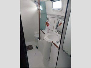 40' Beneteau 1999 Center Cockpit 148 