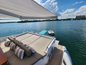 FANTASTIC 13 MAIN DECK AFT LOUNGE - FANTASTIC 77’ (23.47m) Azimut Motoryacht, 2019