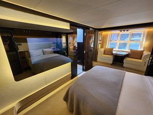 FANTASTIC 19 LOWER DECK MASTER STATE ROOM - FANTASTIC 77’ (23.47m) Azimut Motoryacht, 2019