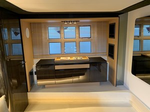 FANTASTIC 16 LOWER DECK MASTER STATEROOM - FANTASTIC 77’ (23.47m) Azimut Motoryacht, 2019