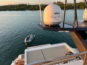 FANTASTIC 33 FANTASTIC 77’ (23.47m) Azimut Motoryacht, 2019