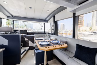 AL SULTAN 29 Main deck dining area
