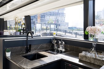 AL SULTAN 31 Galley