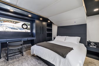 AL SULTAN 39 Master cabin