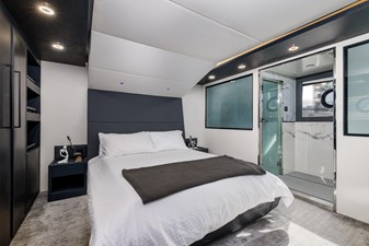 AL SULTAN 40 Master cabin