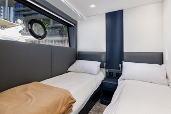 AL SULTAN 44 Twin cabin