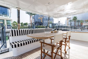 AL SULTAN 10 Main deck aft dining area