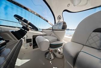 VOODOO KREWE 22 Captain seat