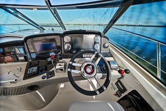 VOODOO KREWE 43 Helm dashboard