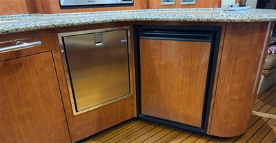 VOODOO KREWE 27 Isotherm freezer