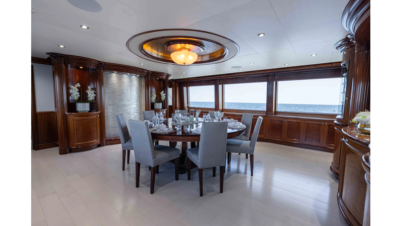 LUCY - Yacht for sale