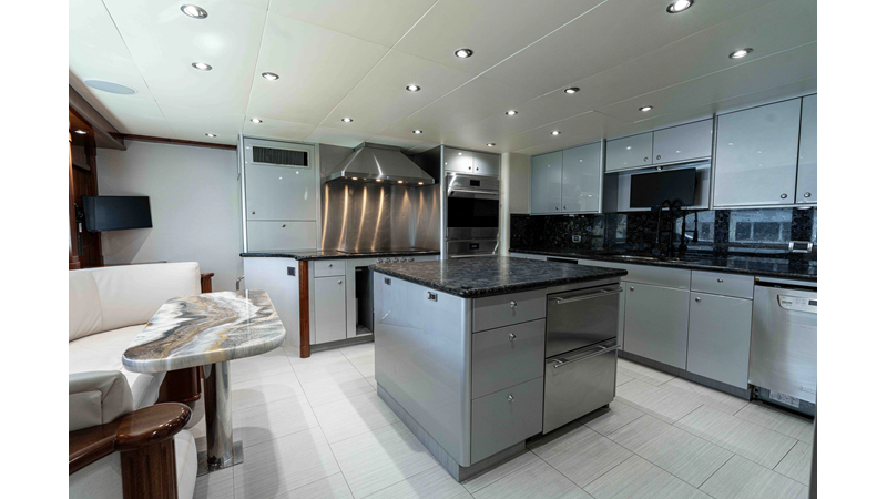 LUCY - Yacht for sale