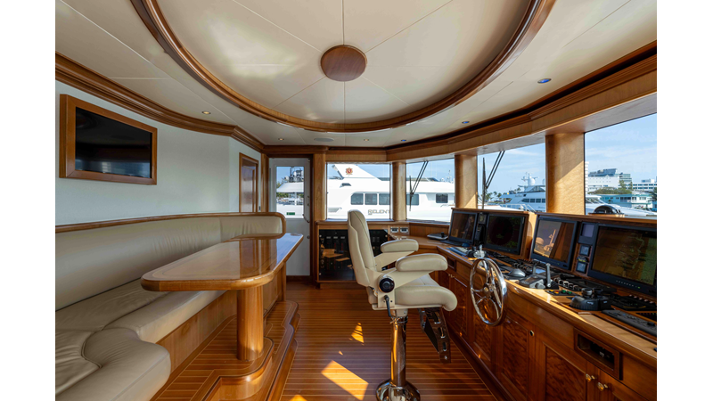 LUCY - Yacht for sale