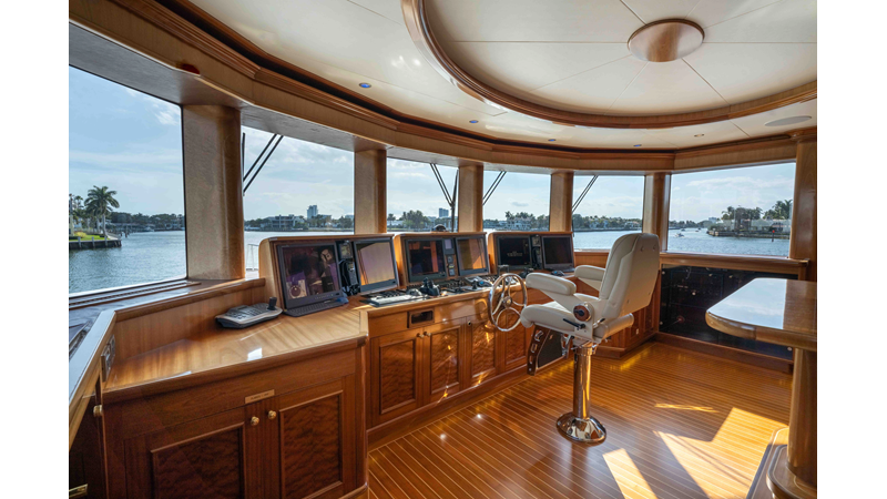 LUCY - Yacht for sale