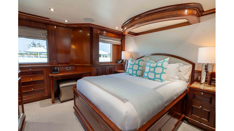 LUCY - Yacht for sale