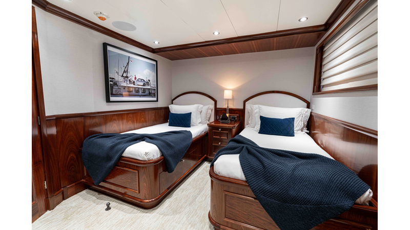 LUCY - Yacht for sale