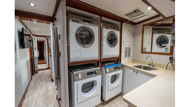 LUCY - Yacht for sale