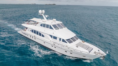 B HAPPY 69 Bow quarter 