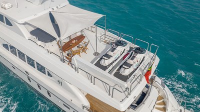 B HAPPY 70 Boat deck detail 