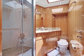 OSSUM DREAM 49 Crew Head  