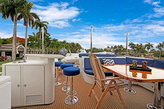 OSSUM DREAM 58 Boat Deck Bar  