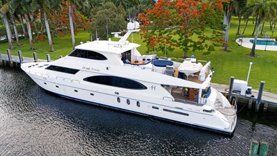 OSSUM DREAM 74 Stern Quarter  