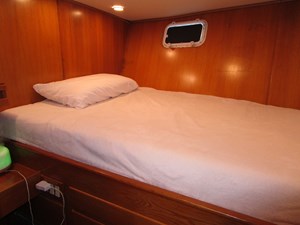 SHEPSL X 70 Captain's Berth