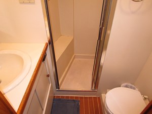 SHEPSL X 72 Captain's Head