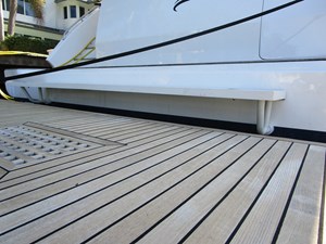 INDIGO  67 Custom Articulating Step 