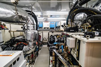 INDIGO  76 Engine Room Looking Fwd