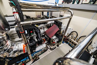 INDIGO  77 Port Engine