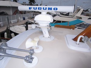 MY ALIBI  44 Coach Roof Equipment 