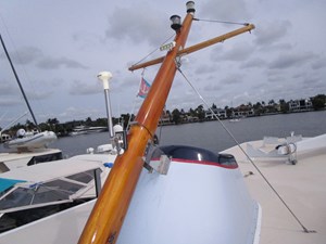 MY ALIBI  46 Folding Mast 