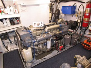 MY ALIBI  51 Stbd Engine 