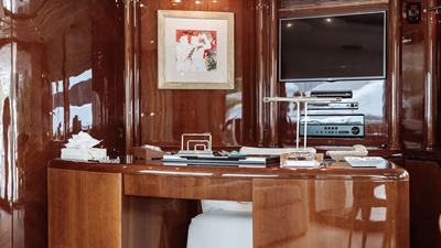 LET IT BE 20 1684236951194_Upperdeckinteriorsaloon1