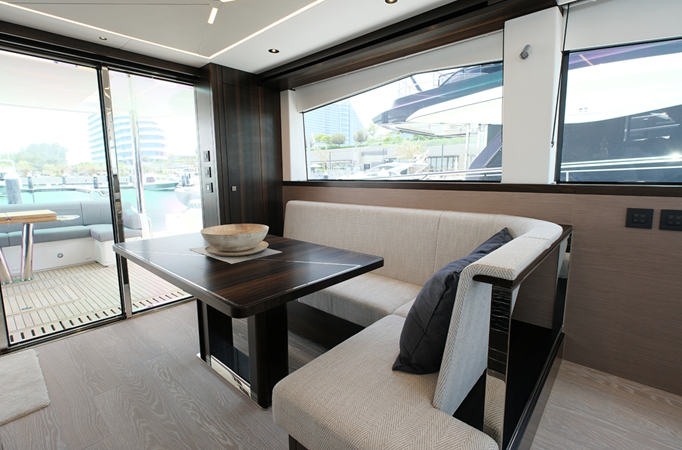 Ideal for Family Cruising & Entertaining